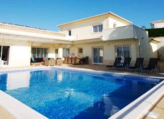 Casa Andorinha, Carvoeiro