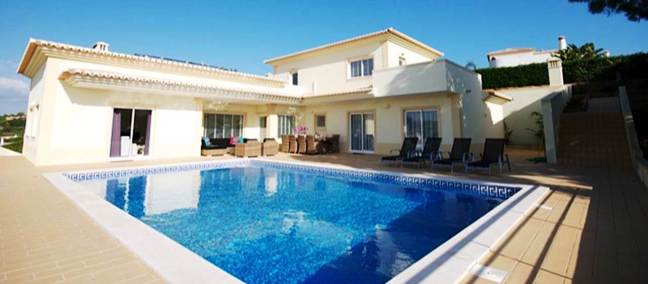 Casa Andorinha, Carvoeiro