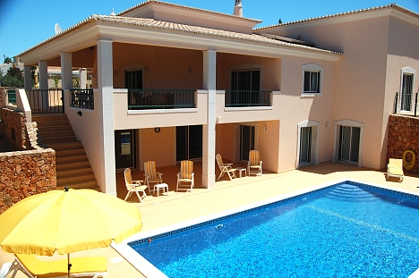 Casa Grande, luxury villa with gated pool