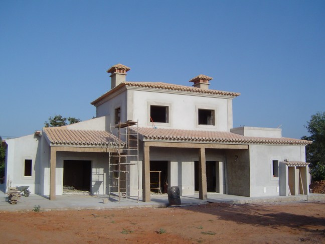 Building Your Villa, Carvoeiro, Algarve