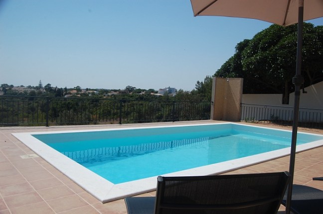 Carvoeiro, 4 Bedroom Villa, Gated Pool